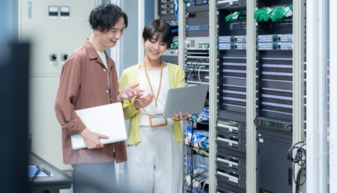 サーバの導入に必要な費用は？節約する方法も紹介
